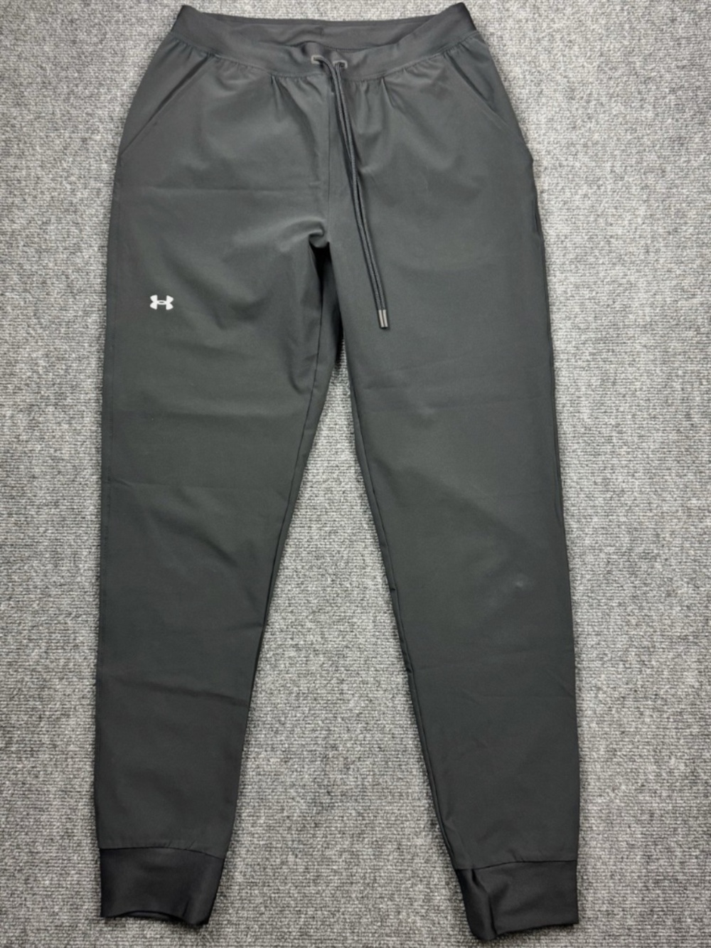 NWOT Under Armour Jogger Pants Womens Small Black HeatGear Loose Fit Active